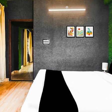 Super Hotel O Champasari Siliguri Formerly Four Fox Suits Panchanai Exteriér fotografie