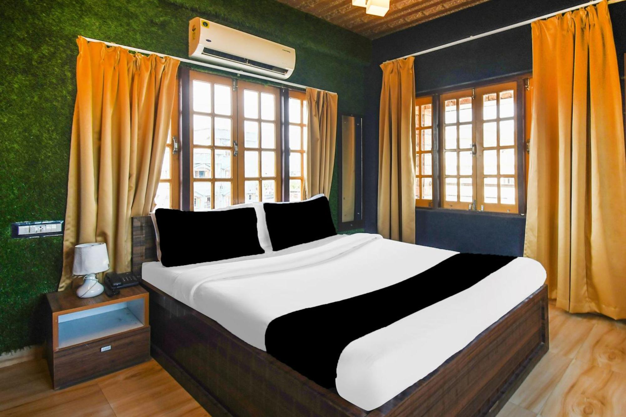 Super Hotel O Champasari Siliguri Formerly Four Fox Suits Panchanai Exteriér fotografie