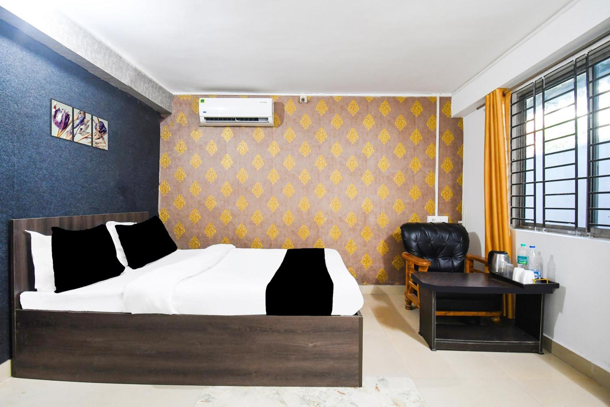 Super Hotel O Champasari Siliguri Formerly Four Fox Suits Panchanai Exteriér fotografie