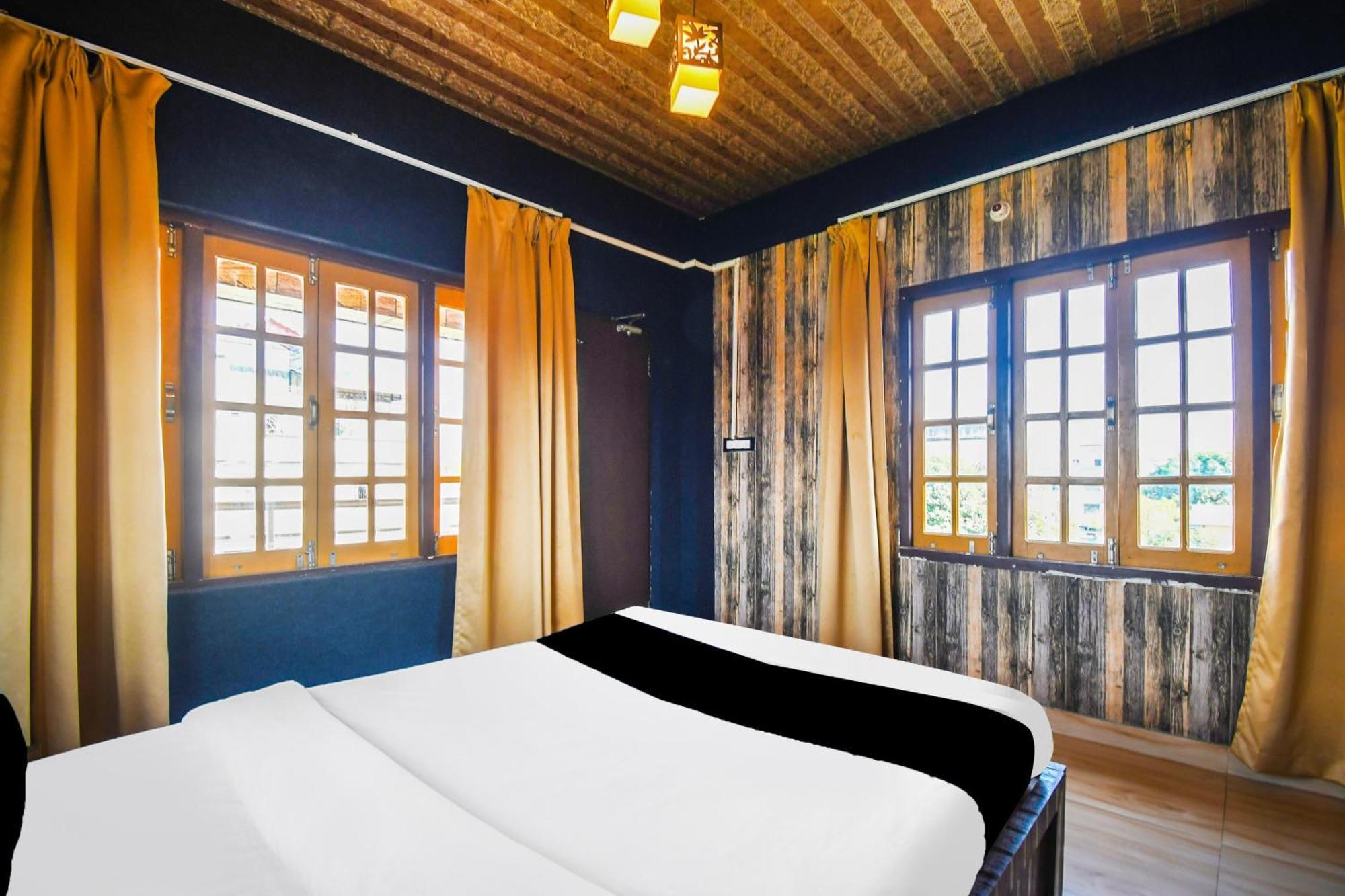 Super Hotel O Champasari Siliguri Formerly Four Fox Suits Panchanai Exteriér fotografie