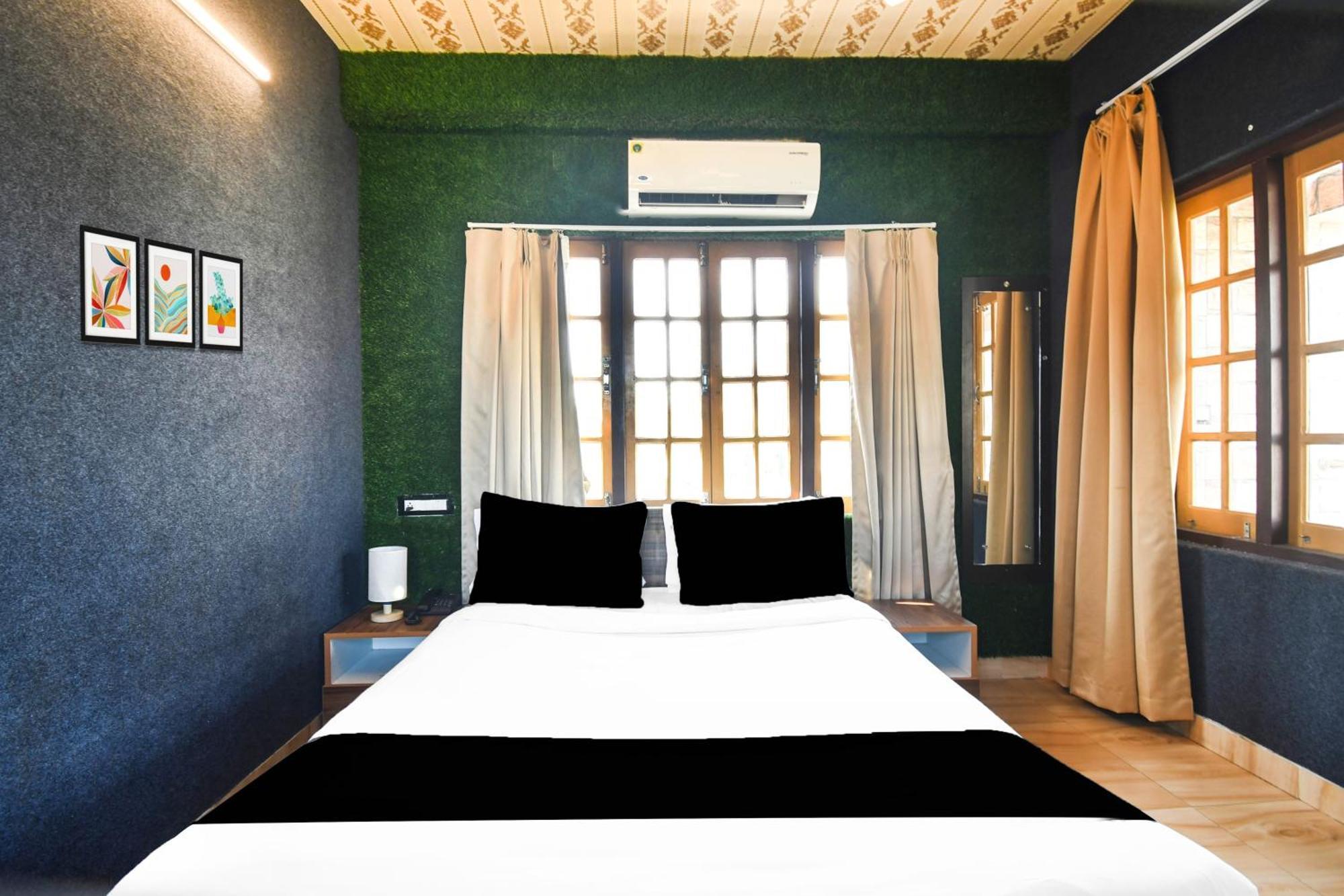 Super Hotel O Champasari Siliguri Formerly Four Fox Suits Panchanai Exteriér fotografie