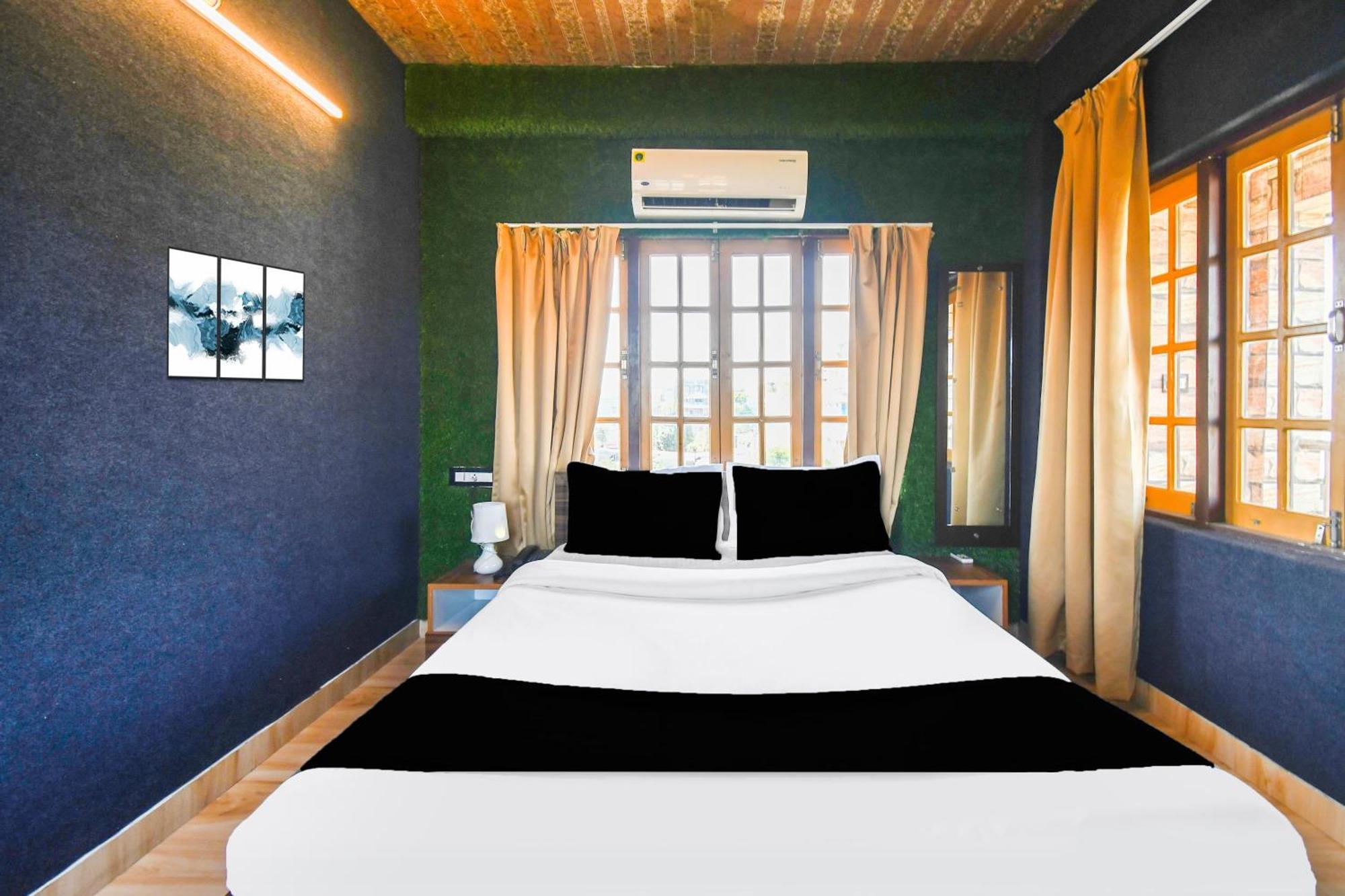 Super Hotel O Champasari Siliguri Formerly Four Fox Suits Panchanai Exteriér fotografie