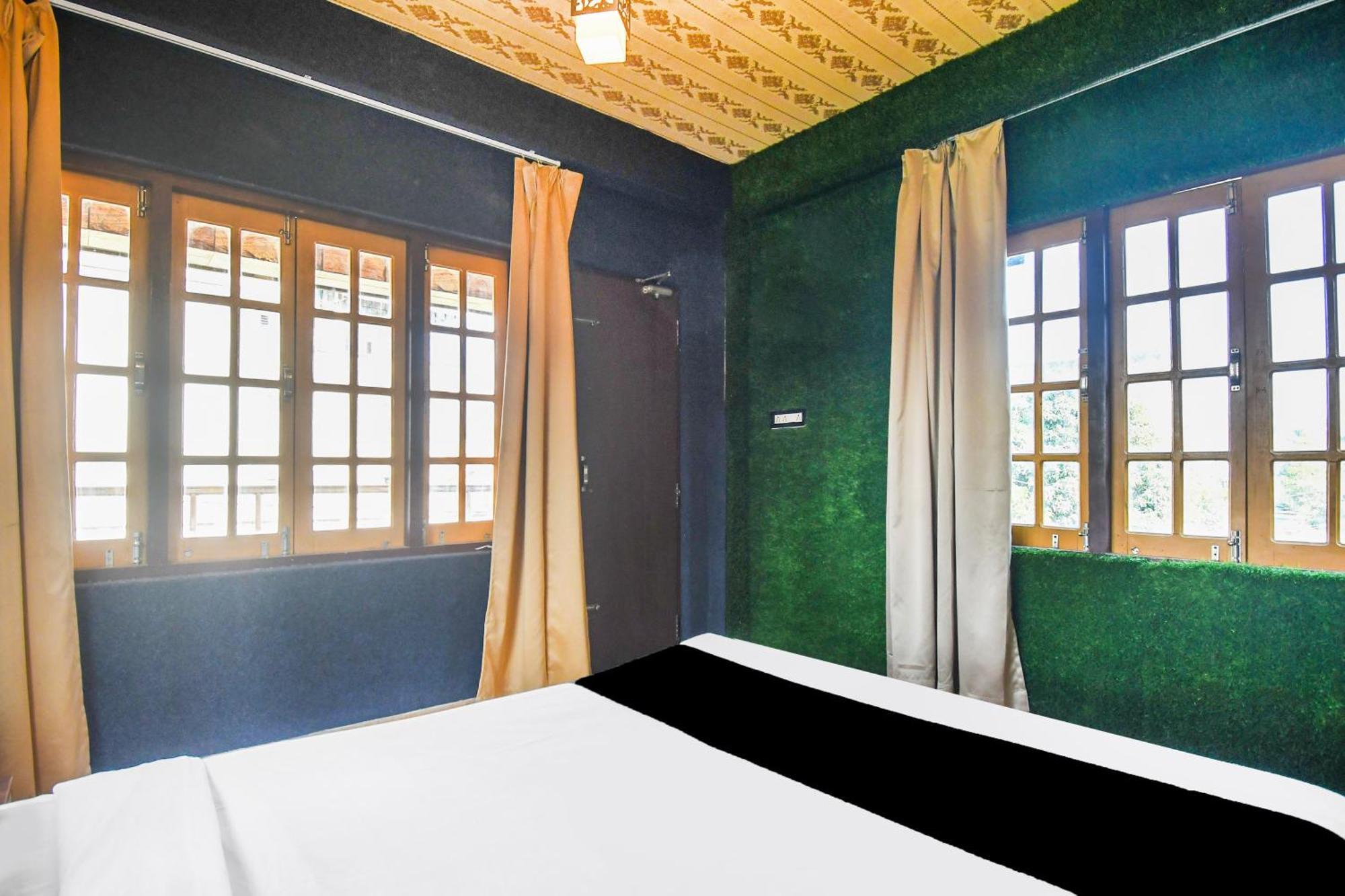 Super Hotel O Champasari Siliguri Formerly Four Fox Suits Panchanai Exteriér fotografie