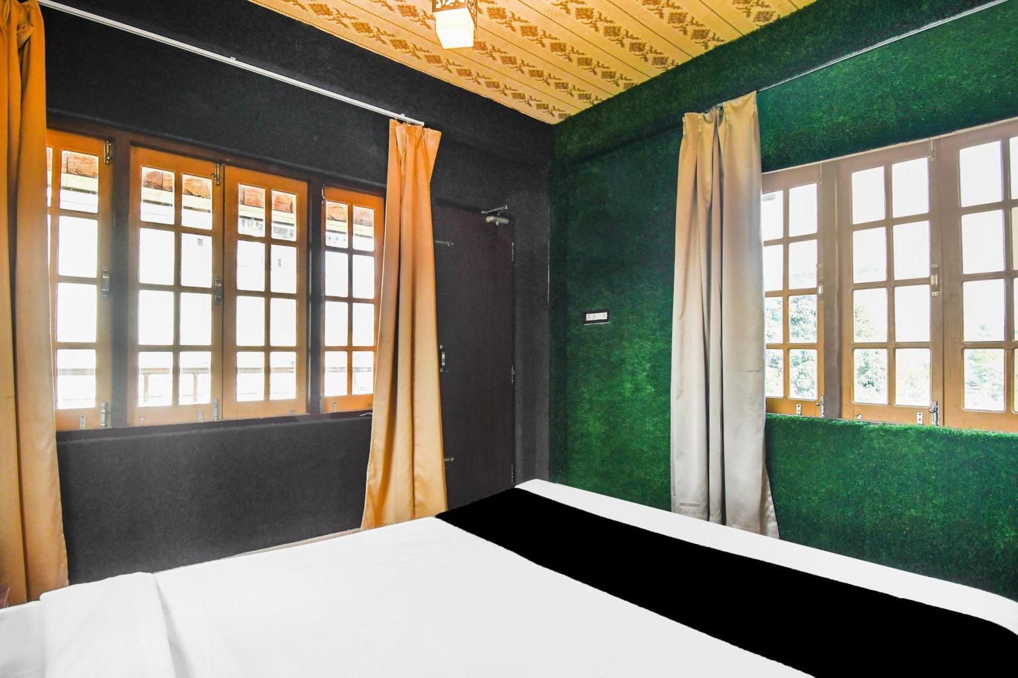 Super Hotel O Champasari Siliguri Formerly Four Fox Suits Panchanai Exteriér fotografie