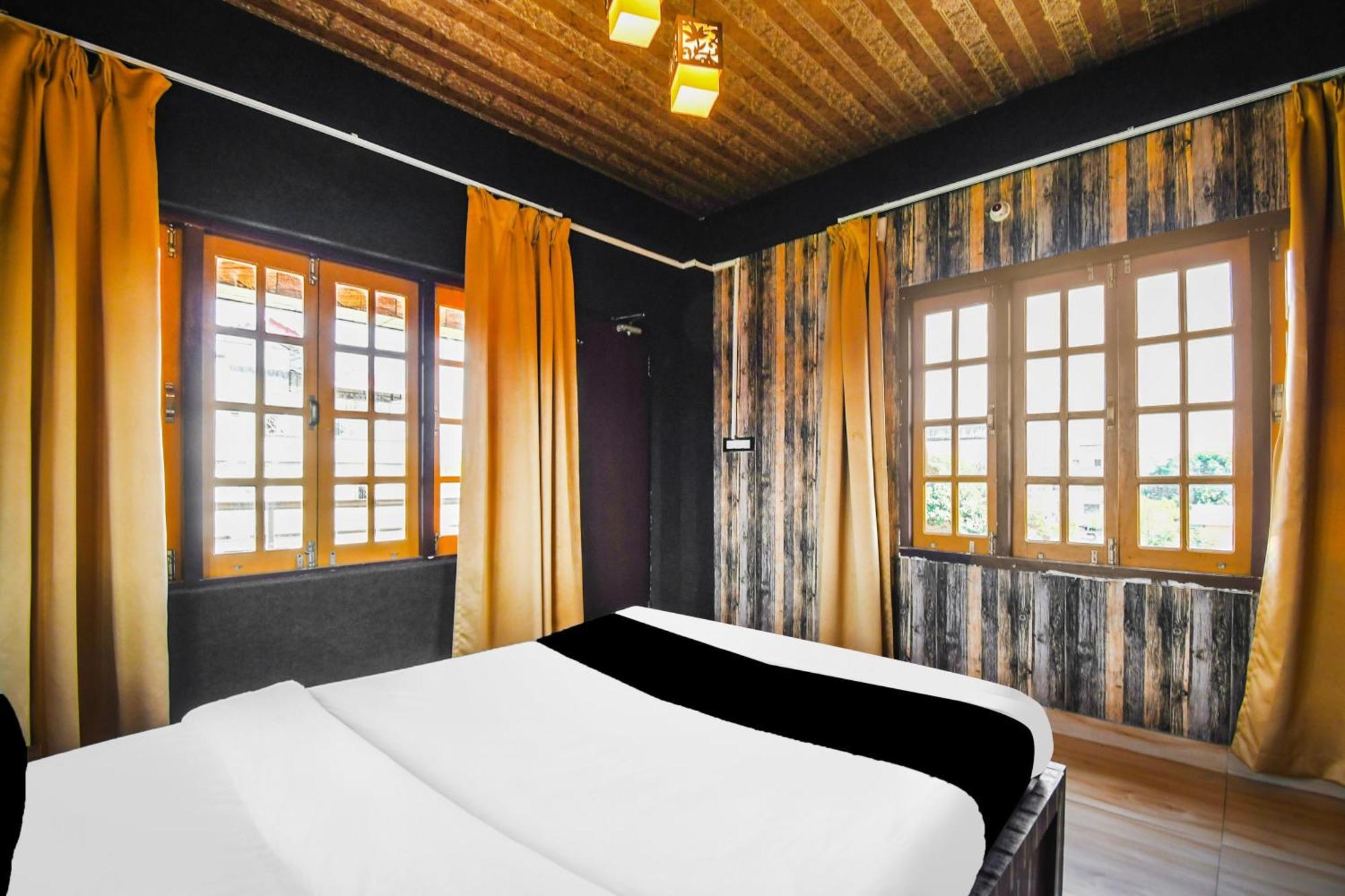 Super Hotel O Champasari Siliguri Formerly Four Fox Suits Panchanai Exteriér fotografie